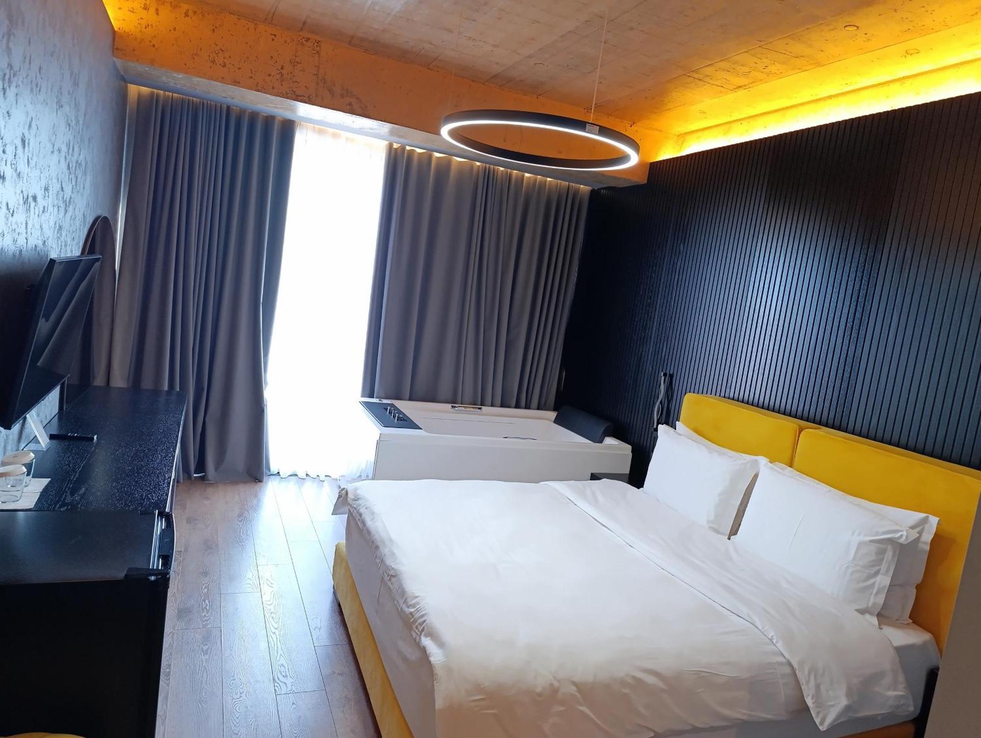 Toka Hotel Restaurant Udenisht المظهر الخارجي الصورة